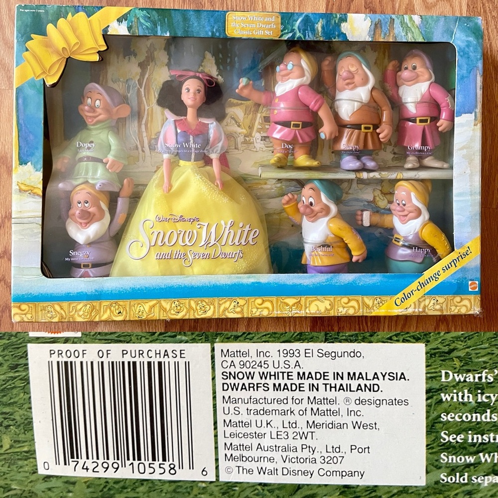Rare VINTAGE 1993 Walt DISNEY New in Box SNOW WHITE & the SEVEN DWARFS Gift SET